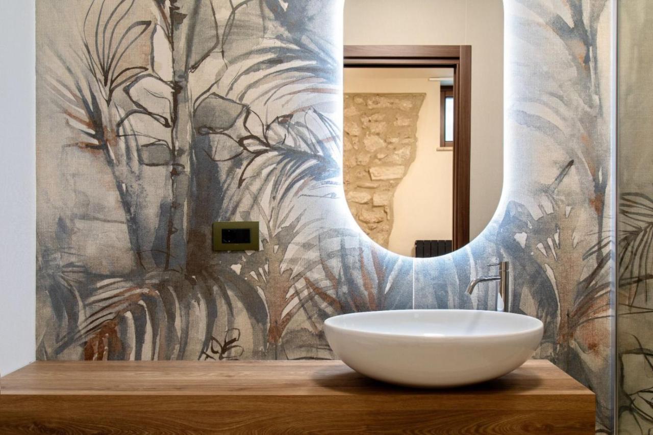 Отель Destasu' Bed And Wellness Кастель-дель-Монте Экстерьер фото